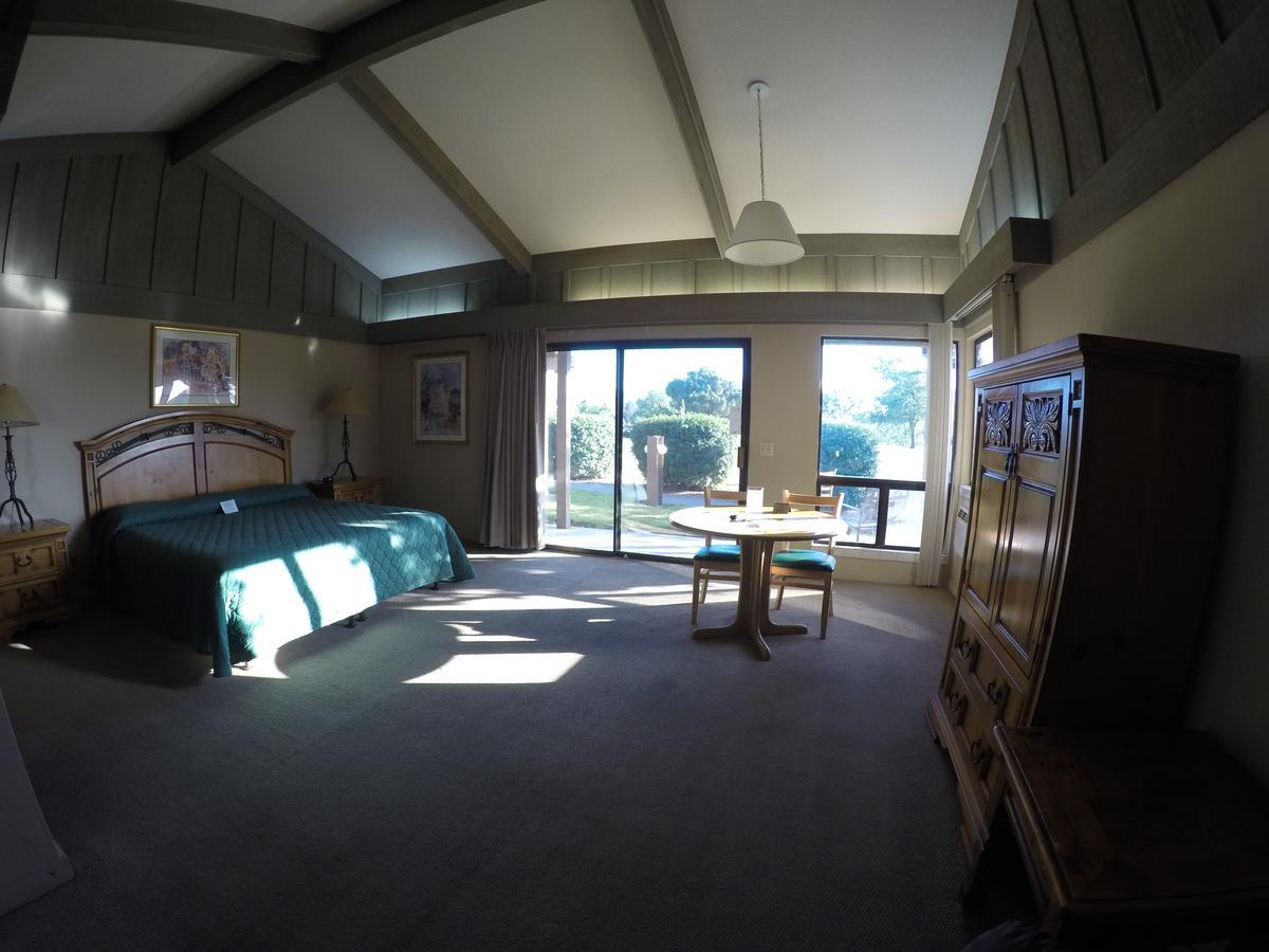 Ridgemark Golf Club And Resort Hollister Bagian luar foto