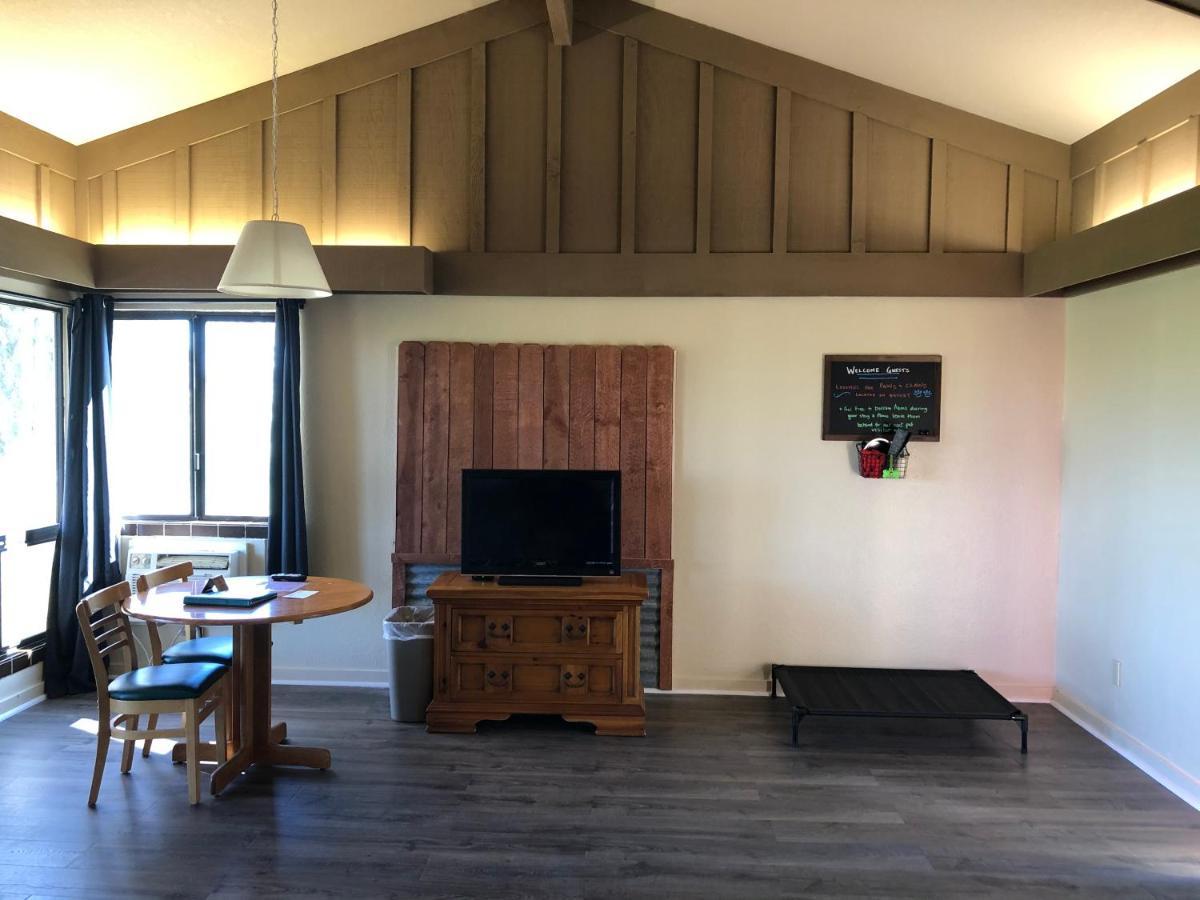 Ridgemark Golf Club And Resort Hollister Bagian luar foto